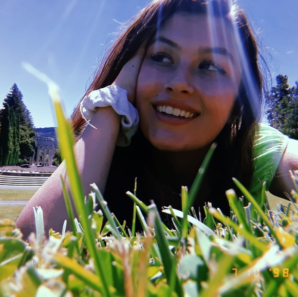 ava_bee